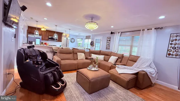 $1,049,900 | 8905 Springview Road, Philadelphia, PA 19115