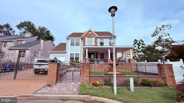 $1,049,900 | 8905 Springview Road, Philadelphia, PA 19115