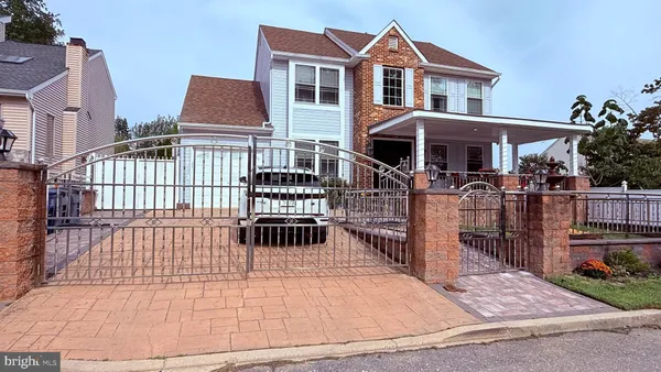 $1,049,900 | 8905 Springview Road, Philadelphia, PA 19115
