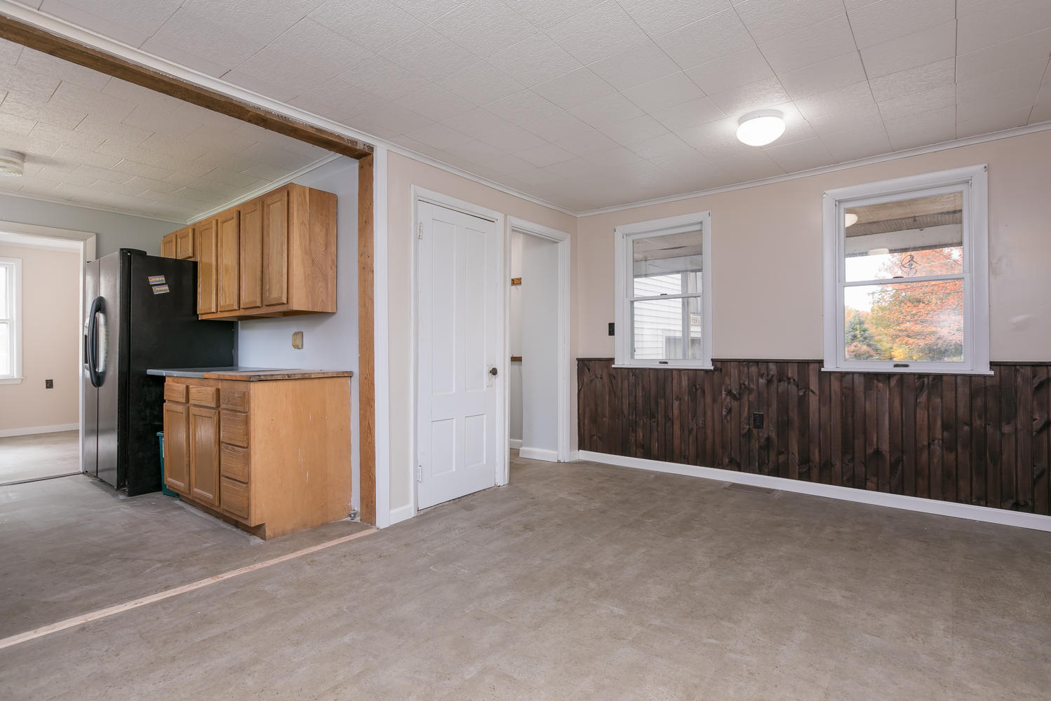 242 Bonny Eagle Road Standish, ME 04084 - Photo 23 of 48 242 Bonny Eagle Rd Standish ME-large-020