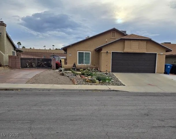 $2,500 | 820 Bergamont Drive, Henderson, NV 89002