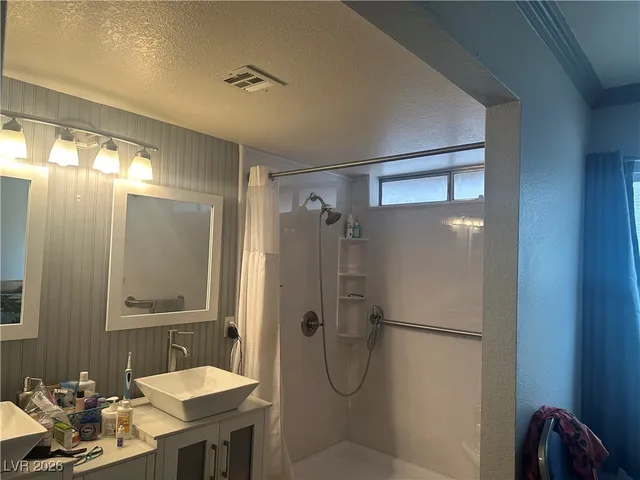 $2,500 | 820 Bergamont Drive, Henderson, NV 89002