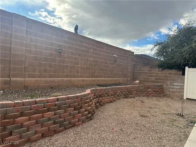 $2,500 | 820 Bergamont Drive, Henderson, NV 89002