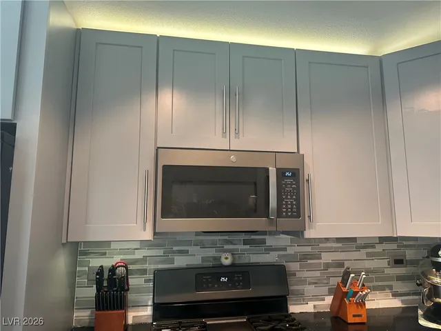 $2,500 | 820 Bergamont Drive, Henderson, NV 89002