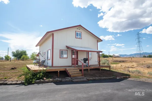 $385,000 | 2240 Waite Road, Midvale, ID 83645