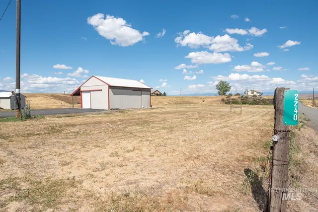 $395,000 | 2240 Waite Road, Midvale, ID 83645