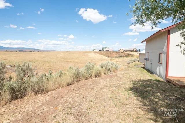 $395,000 | 2240 Waite Road, Midvale, ID 83645