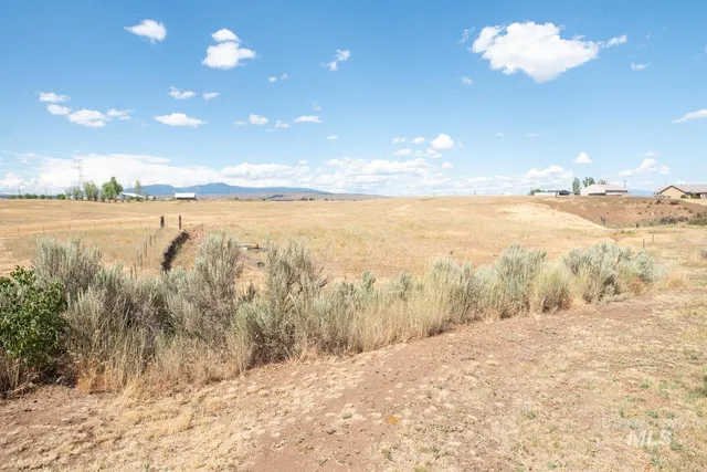 $395,000 | 2240 Waite Road, Midvale, ID 83645