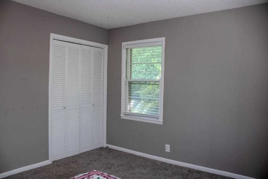 401 South Pawnee Drive Springfield, TN 37172 - Photo 19 of 27 a small space with a window