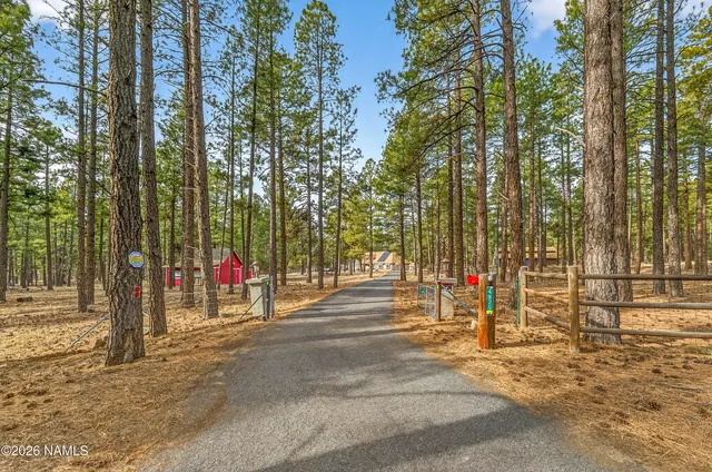 $1,365,000 | 4925 North Wildrose Trail, Flagstaff, AZ 86001