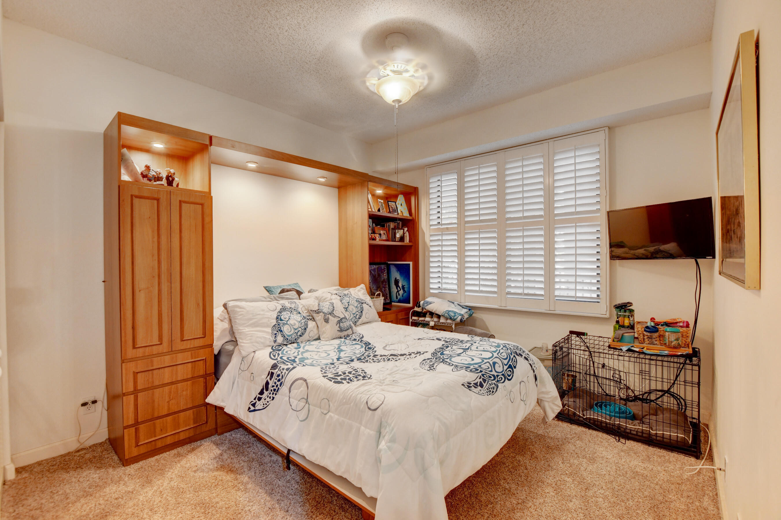 7546 La Paz Boulevard, Unit 207 Boca Raton, FL 33433 - Photo 21 of 25 2nd bedroom
