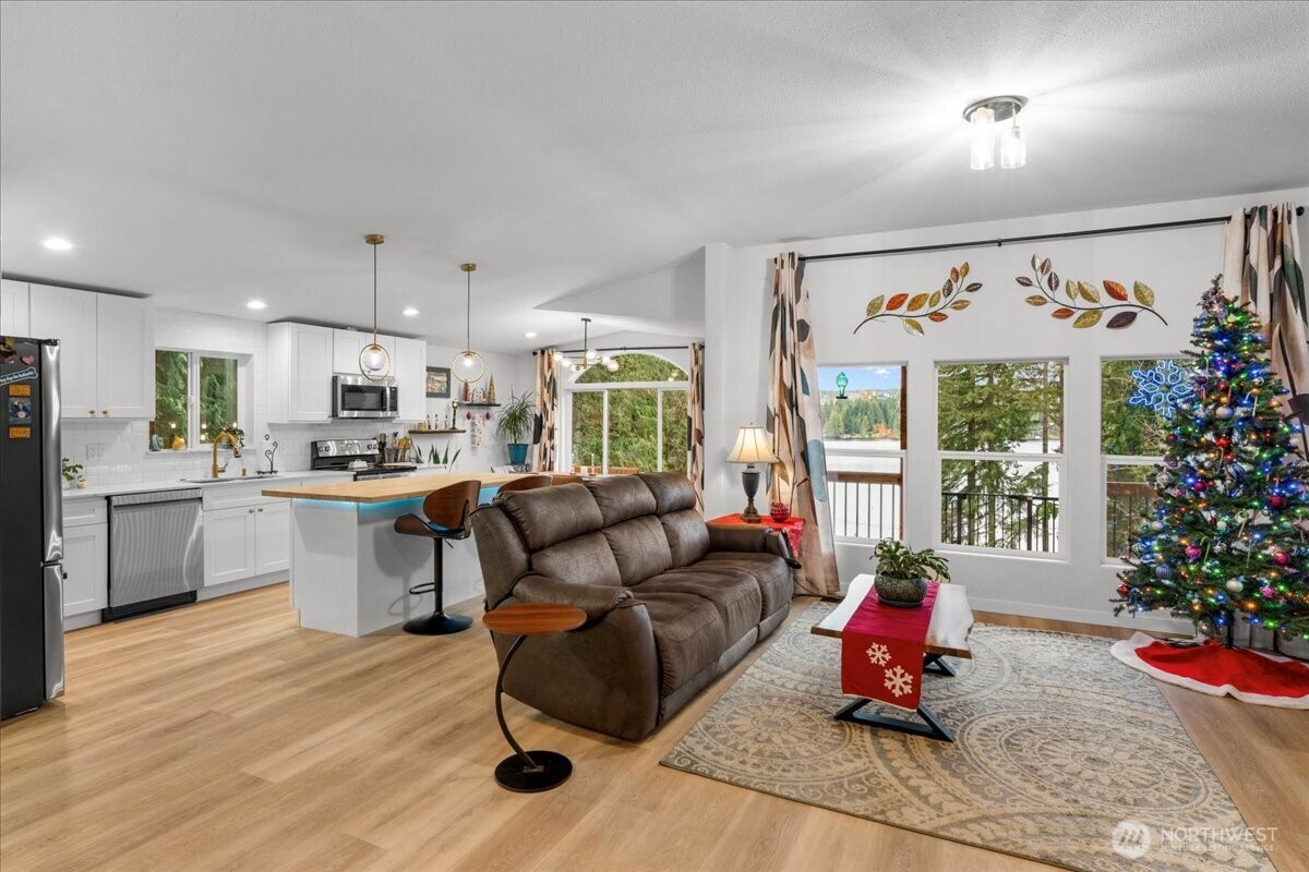 101 South Tulloch Road Snohomish, WA 98290 - Photo 13 of 39