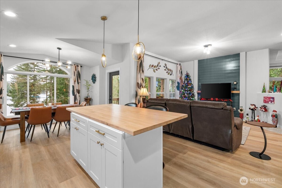 101 South Tulloch Road Snohomish, WA 98290 - Photo 6 of 39