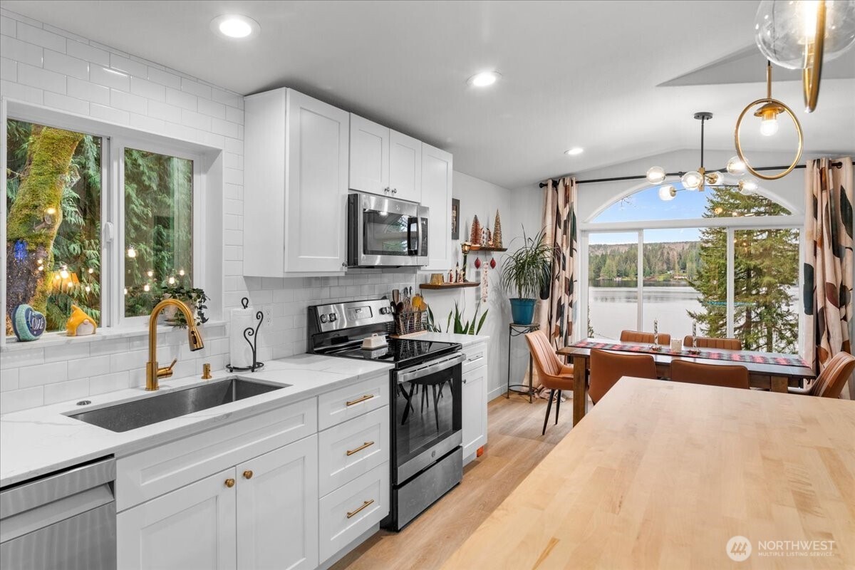 101 South Tulloch Road Snohomish, WA 98290 - Photo 7 of 39