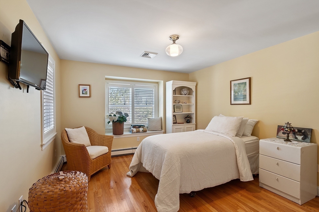 1 Doctors Run Rockport, MA 01966 - Photo 20 of 34