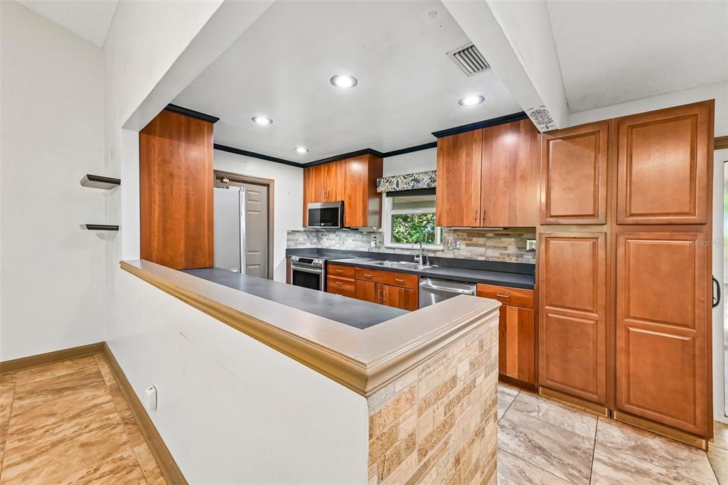255 Southwest Salerno Road Stuart, FL 34997 - Photo 18 of 29