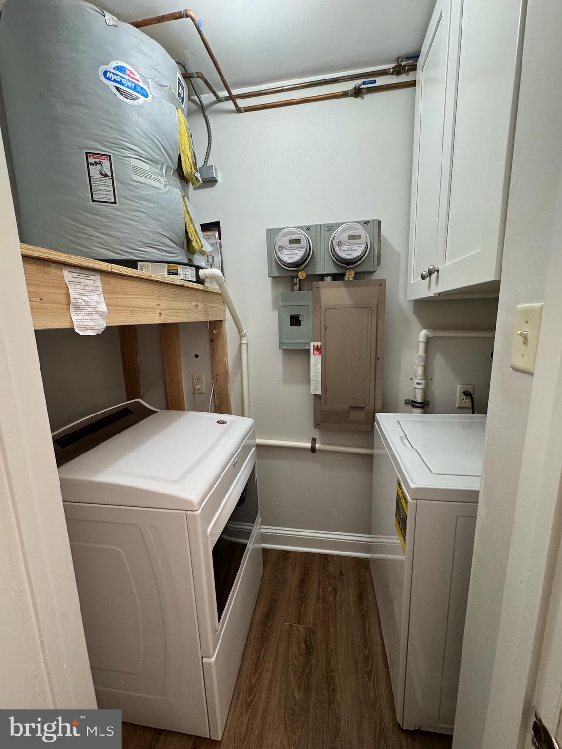 109 Yardley Commons Yardley, PA 19067 - Photo 18 of 19 a utility room with dryer and washer