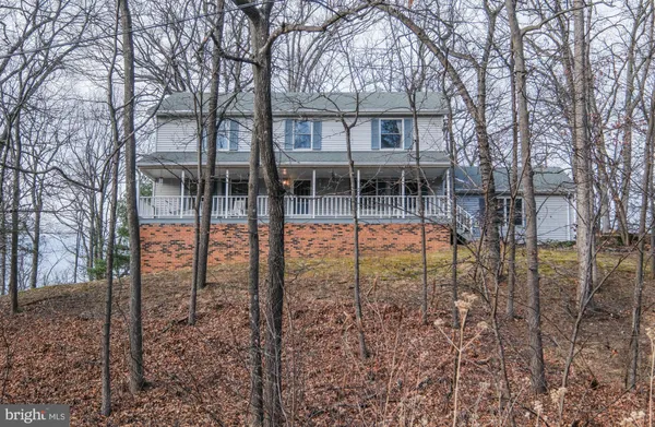 $575,000 | 143 Cardinal Wind Drive, Front Royal, VA 22630