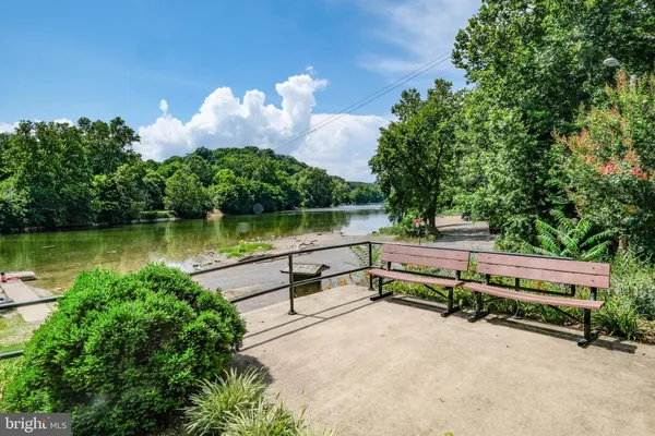 $575,000 | 143 Cardinal Wind Drive, Front Royal, VA 22630