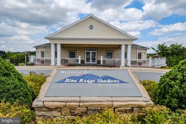 $575,000 | 143 Cardinal Wind Drive, Front Royal, VA 22630
