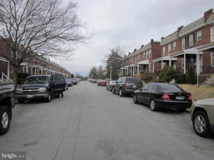 3577 Juneway Baltimore, MD 21213 - Photo 6 of 6 Street Scene