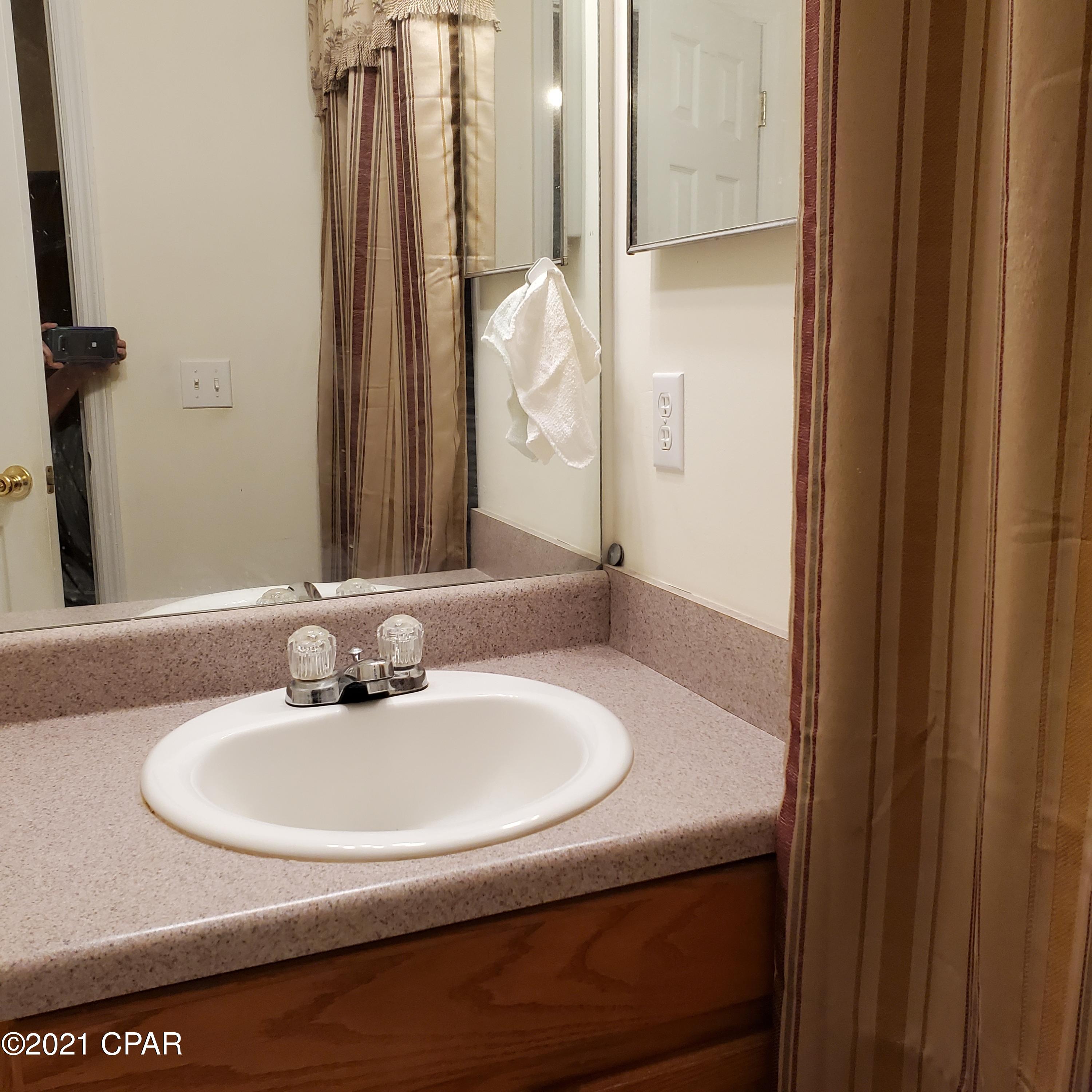 768 Lakepoint Road Alford, FL 32420 - Photo 20 of 22 Gallery Image 20