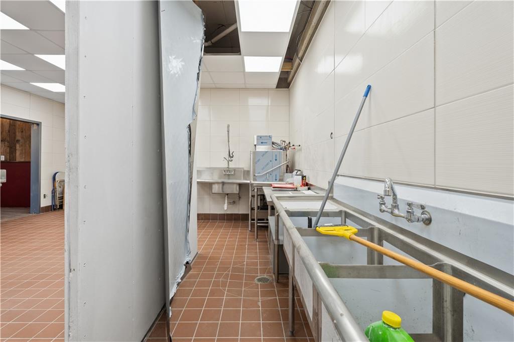 3800 120th Road Thayer, KS 66776 - Photo 48 of 99