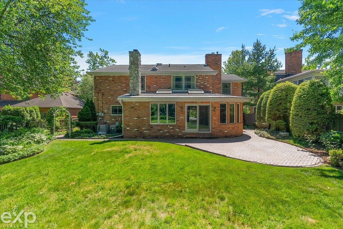 100 Moran Road Grosse Pointe Farms, MI 48236 - Photo 11 of 61