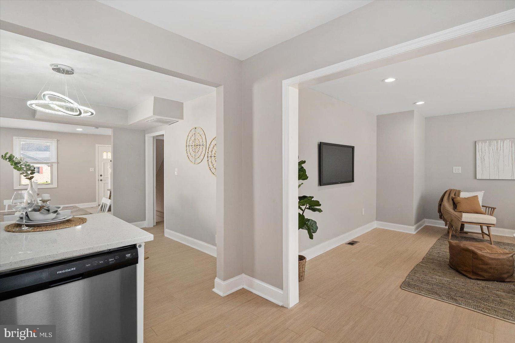 302 Sassafras Road Baltimore, MD 21221 - Photo 11 of 42
