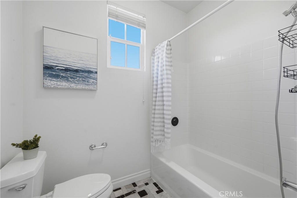 22 Clematis Street Ladera Ranch, CA 92694 - Photo 38 of 73 Gallery Image 38
