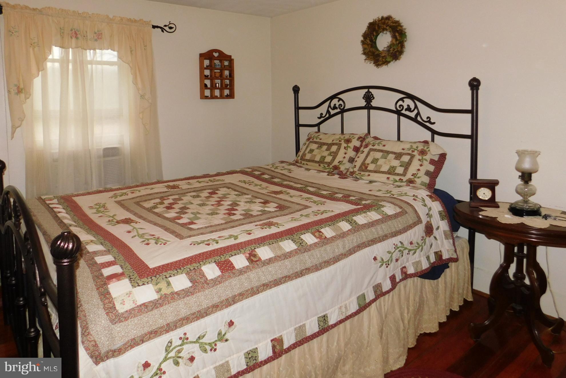 290 Howards Chapel Road Winchester, VA 22603 - Photo 17 of 30 Bedroom