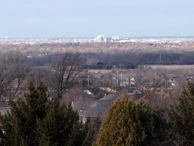 $1,250,000 | 1750 Limestone Trail, De Pere, WI 54115