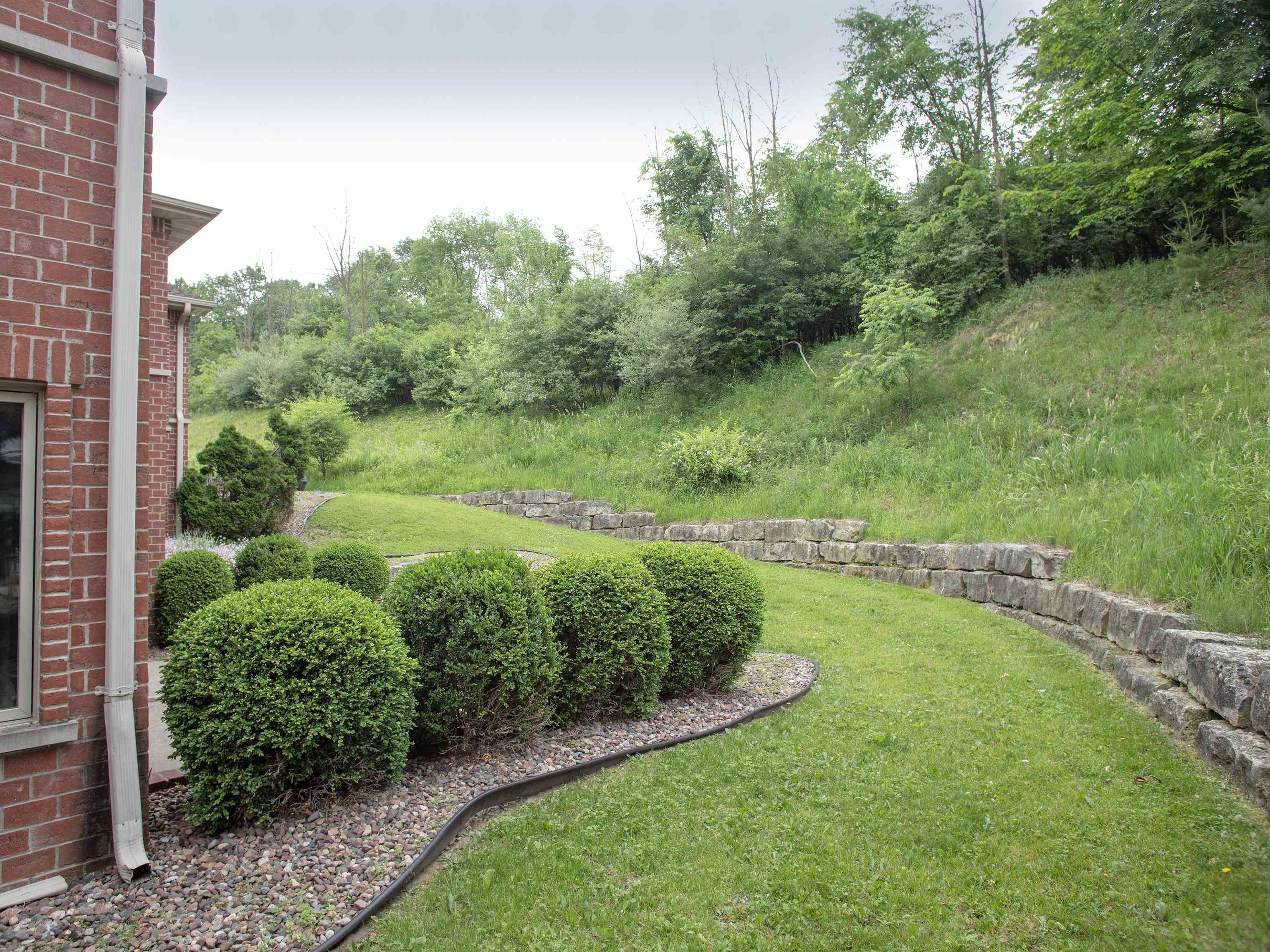 1750 Limestone Trail De Pere, WI 54115 - Photo 13 of 89