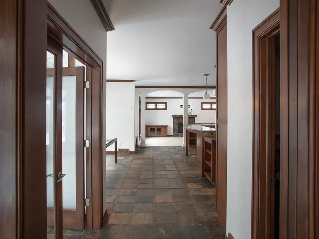 $1,250,000 | 1750 Limestone Trail, De Pere, WI 54115