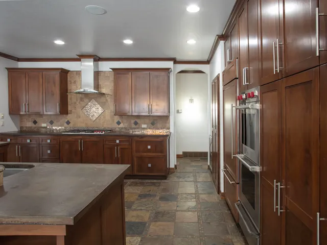 $1,250,000 | 1750 Limestone Trail, De Pere, WI 54115