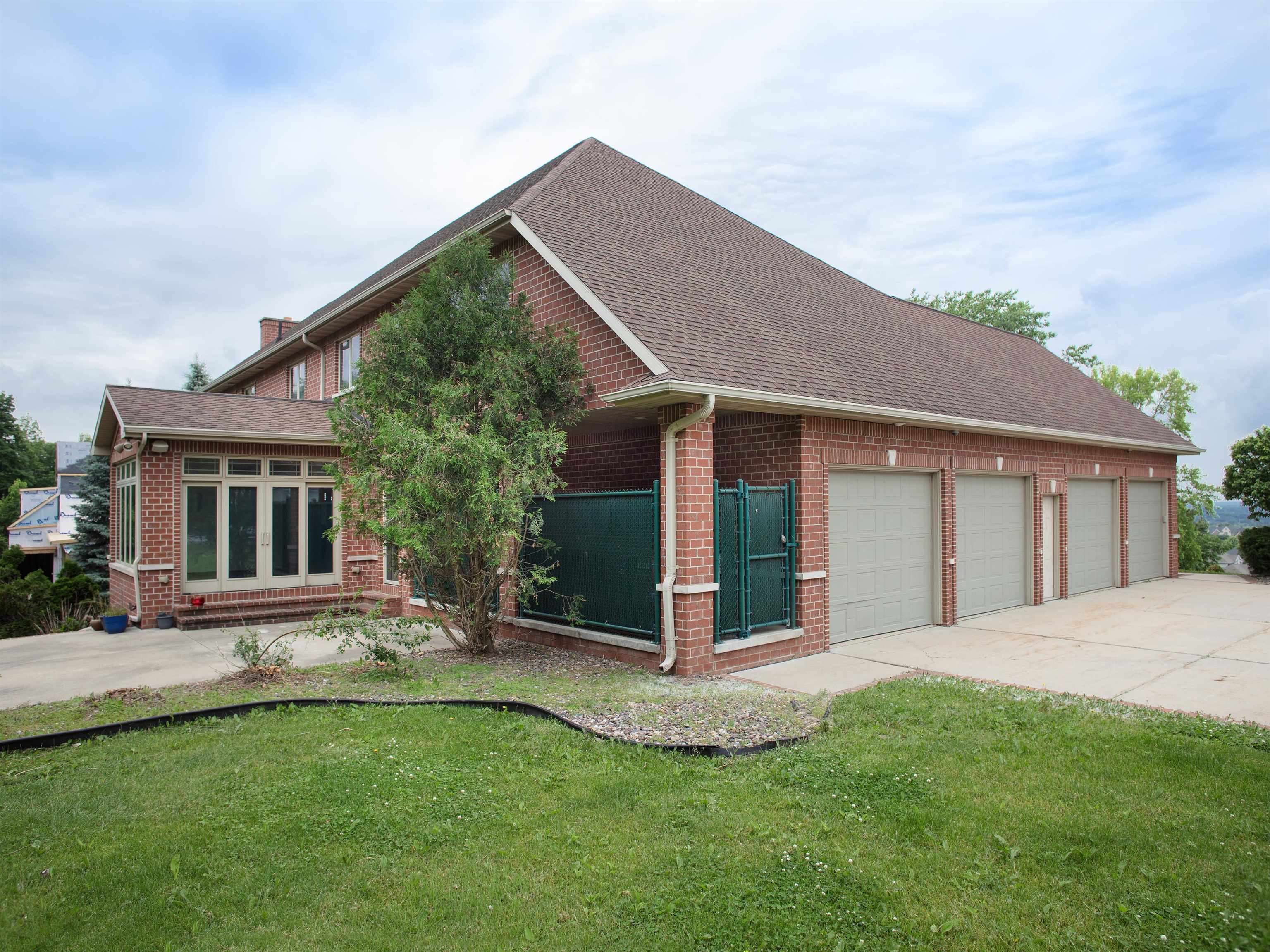 1750 Limestone Trail De Pere, WI 54115 - Photo 5 of 89