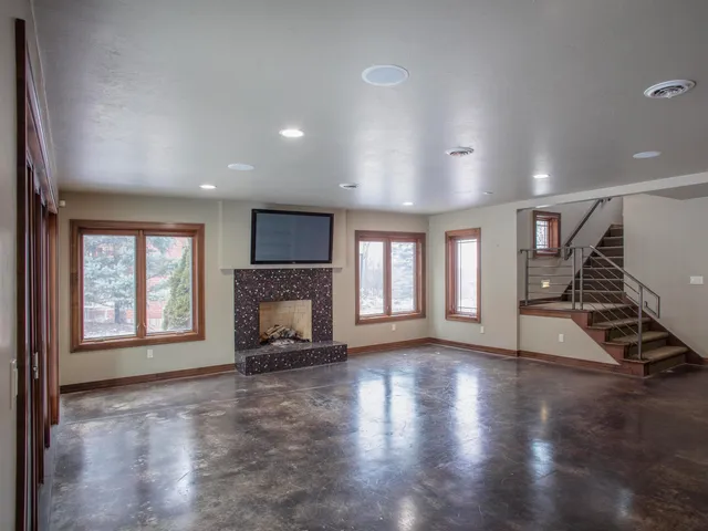 $1,250,000 | 1750 Limestone Trail, De Pere, WI 54115