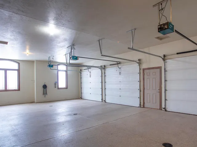 $1,250,000 | 1750 Limestone Trail, De Pere, WI 54115