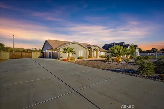 $639,900 | 14305 Bochee Road, Apple Valley, CA 92307
