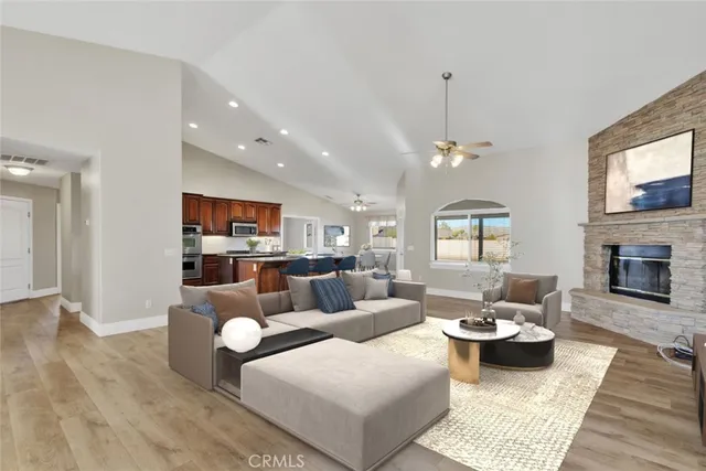 $639,900 | 14305 Bochee Road, Apple Valley, CA 92307