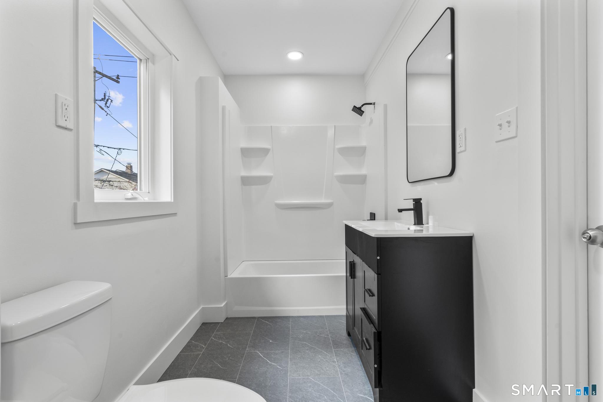 55 Lewis Avenue Meriden, CT 06451 - Photo 22 of 37