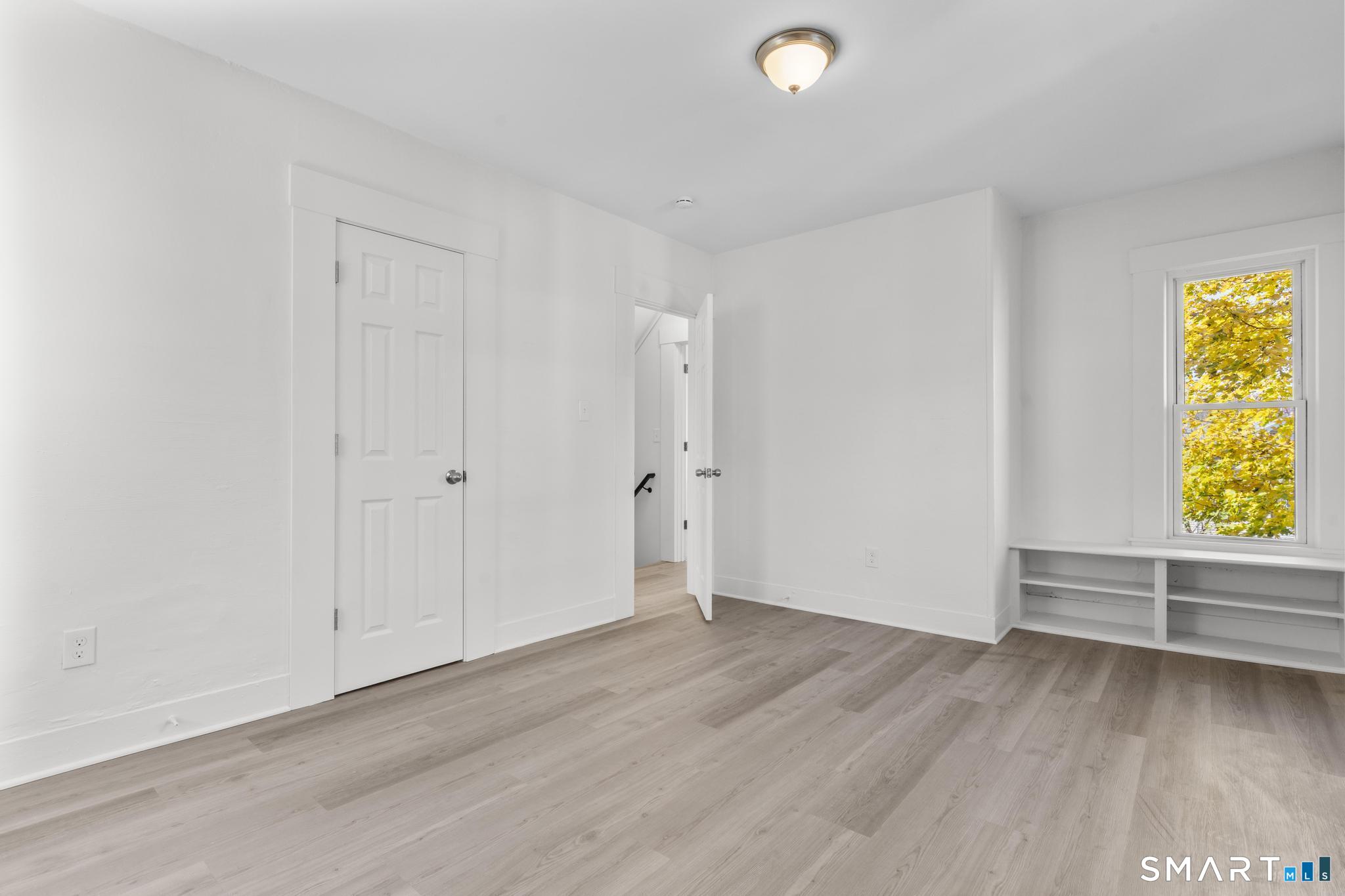 55 Lewis Avenue Meriden, CT 06451 - Photo 29 of 37