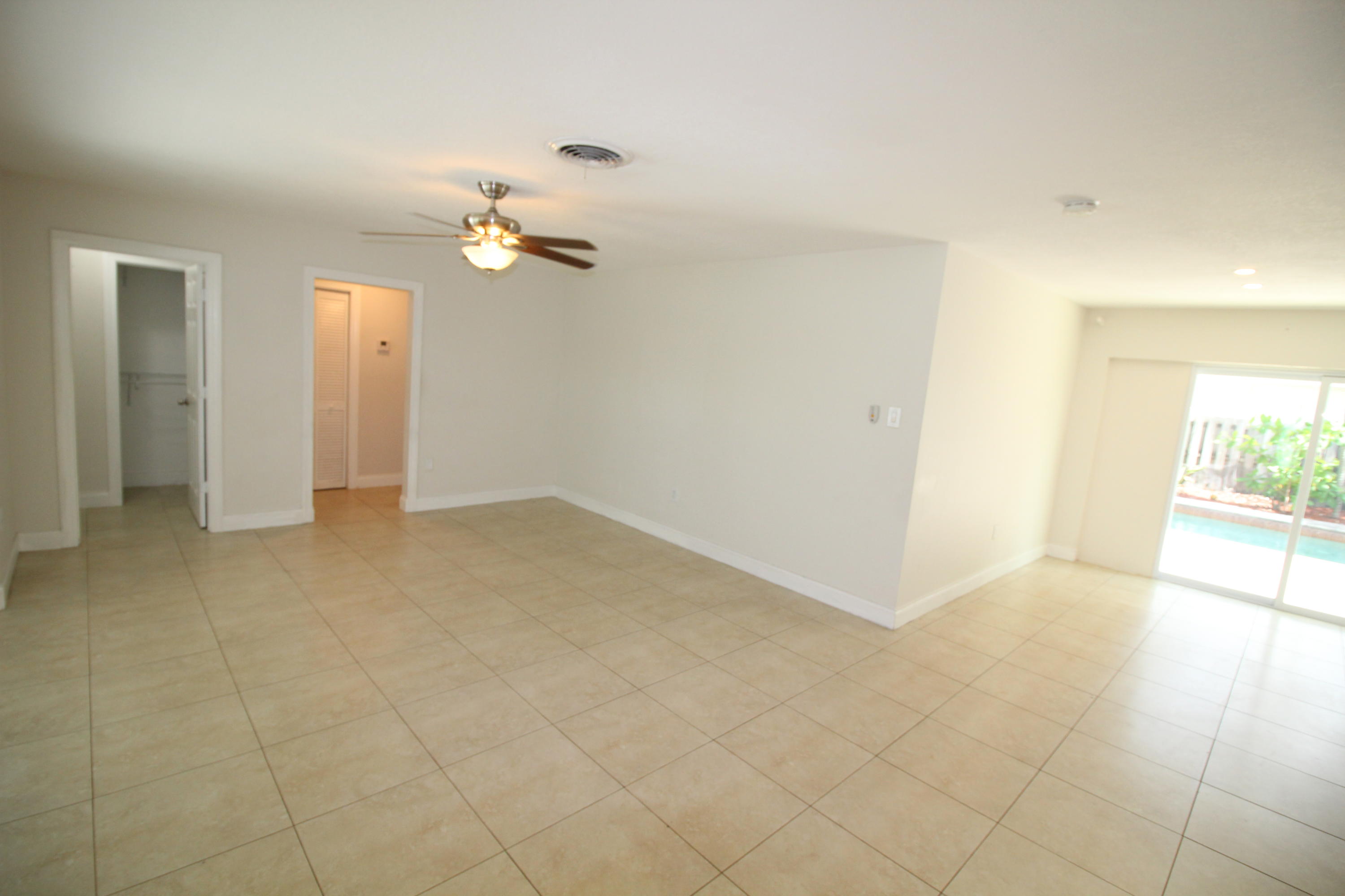 53 Palamino Circle Boca Raton, FL 33487 - Photo 11 of 35 IMG_2788
