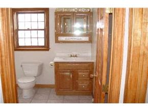 20 R Brian Avenue, Unit 20 Derry, NH 03038 - Photo 8 of 9