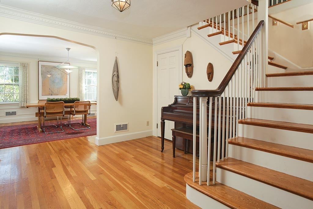 8 Arlington Road Brookline, MA 02467 - Photo 2 of 7