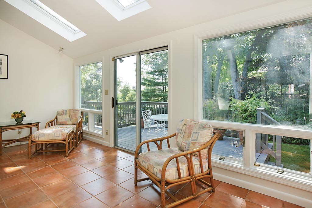 8 Arlington Road Brookline, MA 02467 - Photo 6 of 7