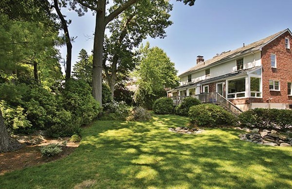 8 Arlington Road Brookline, MA 02467 - Photo 7 of 7