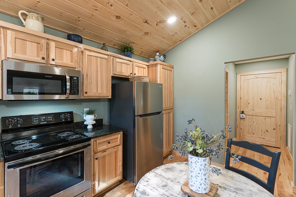 60 Deer Vly Lane Murphy, NC 28906 - Photo 13 of 37