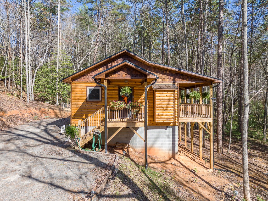 60 Deer Vly Lane Murphy, NC 28906 - Photo 3 of 37