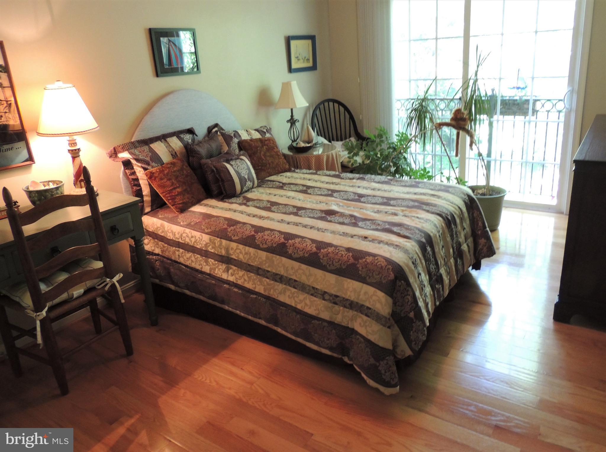 14174 Foxhall Road, Unit 12 Dowell, MD 20629 - Photo 28 of 40 Bedroom access Jack and Jill bath